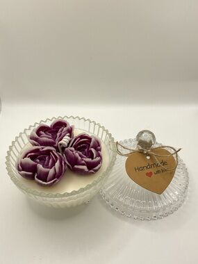 🕯️🌸Handmade scented Candle in Glass Jar